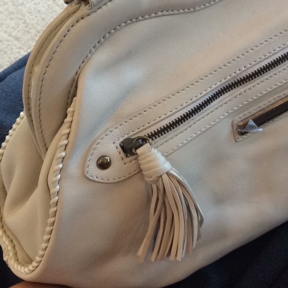 ISABELLE FIORE pristine handheld purse - Picture 11 of 16